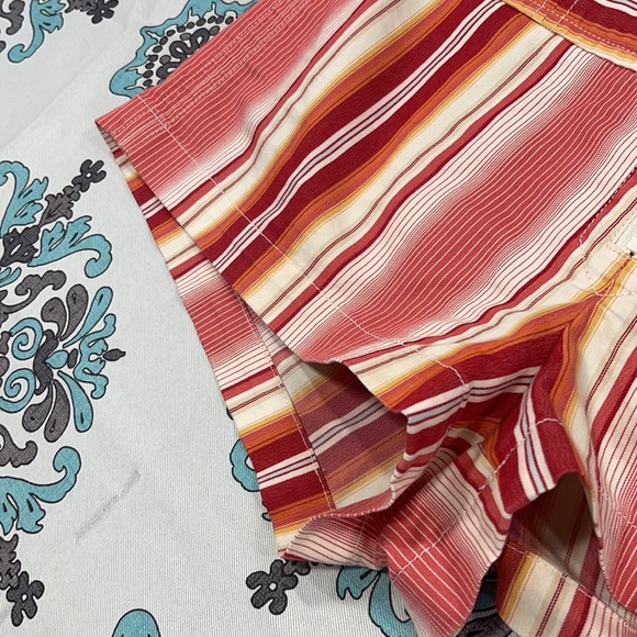 Express Stretch Midrise Oceanside 🏄♀️ Shorts - Picture 6 of 6